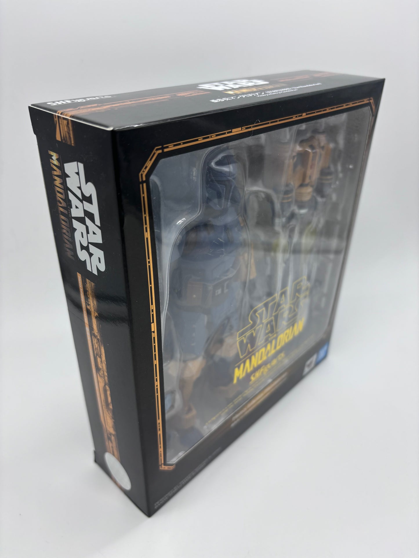 Bandai SH Figuarts Heavy Infantry Mandalorian Figure, 1/12 Scale