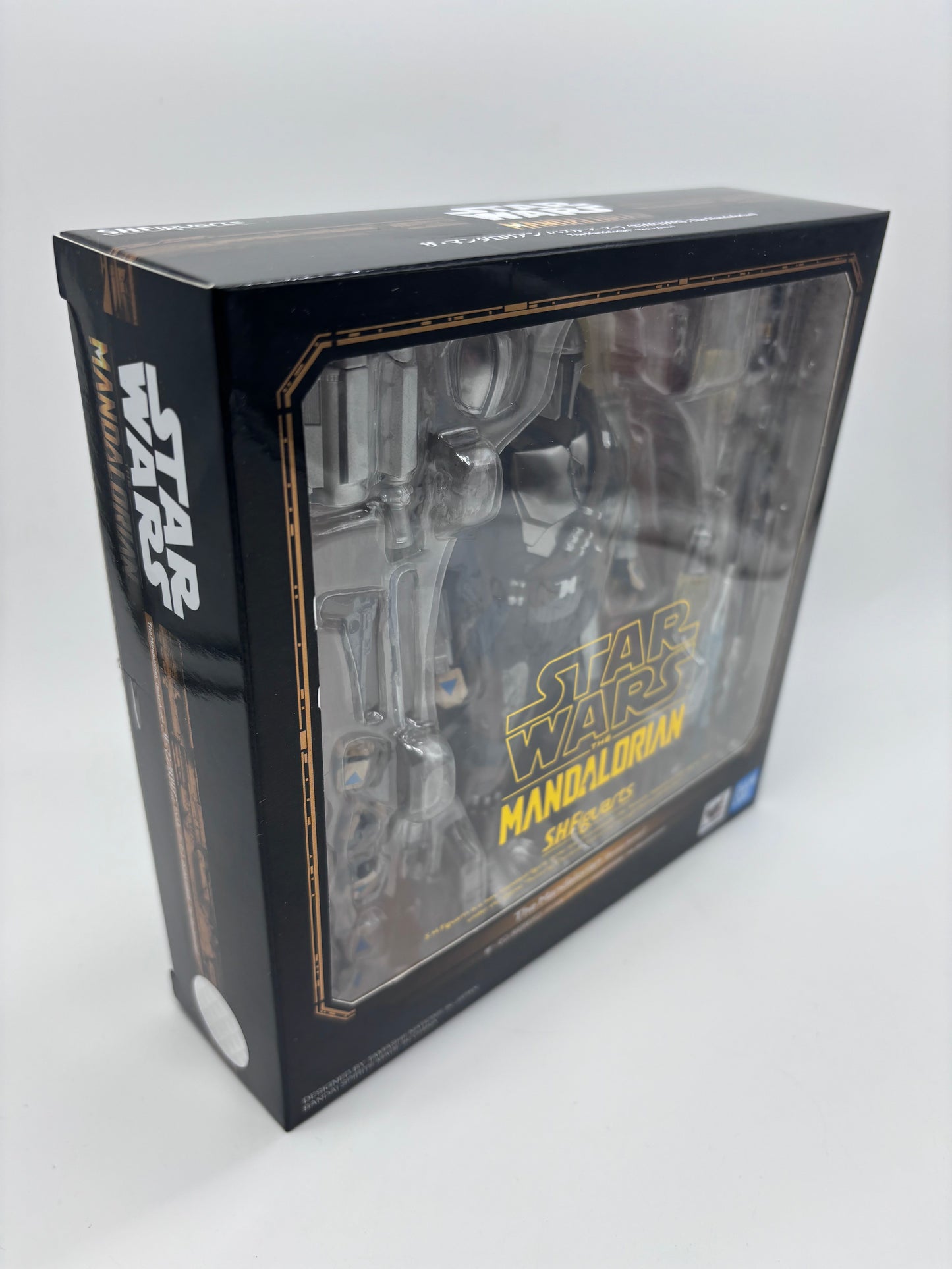 Bandai SH Figuarts Beskar Mandalorian Figure, 1/12 Scale