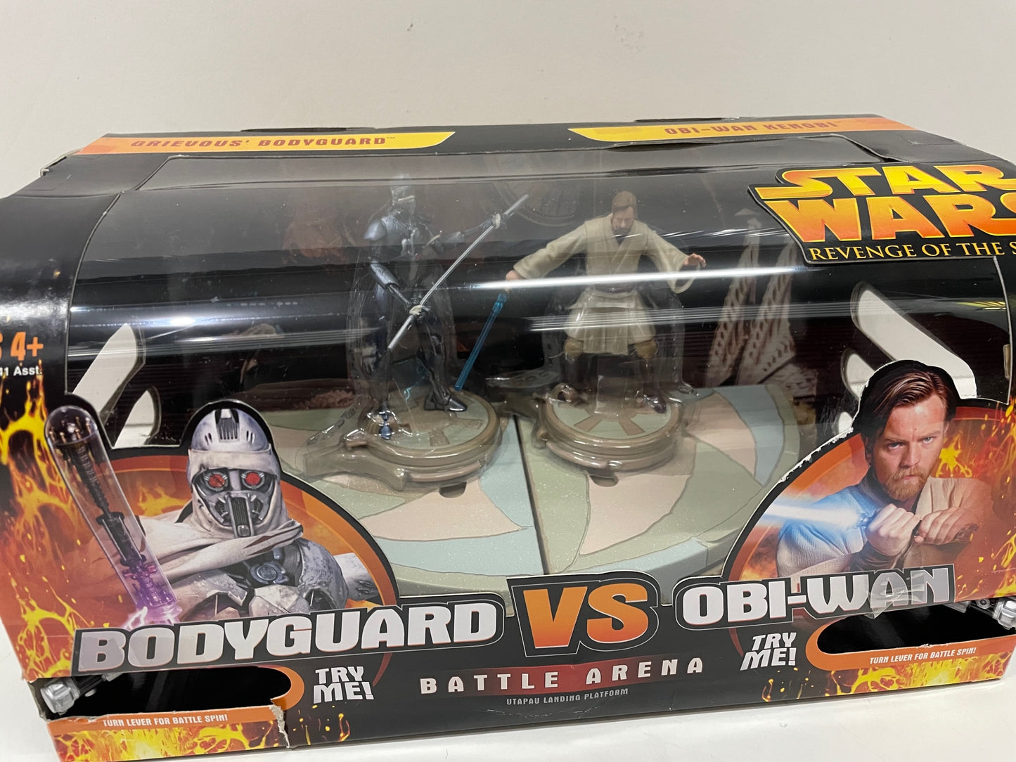 Revenge of the Sith Battle Arena Bodyguard vs Obi Wan Figure Set, 2005