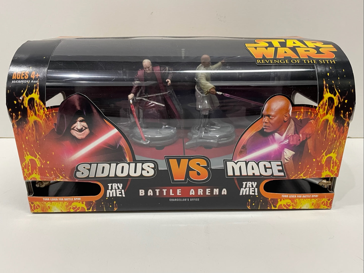 Revenge of the Sith Battle Arena Sidious vs Mace Figures Set, 2005