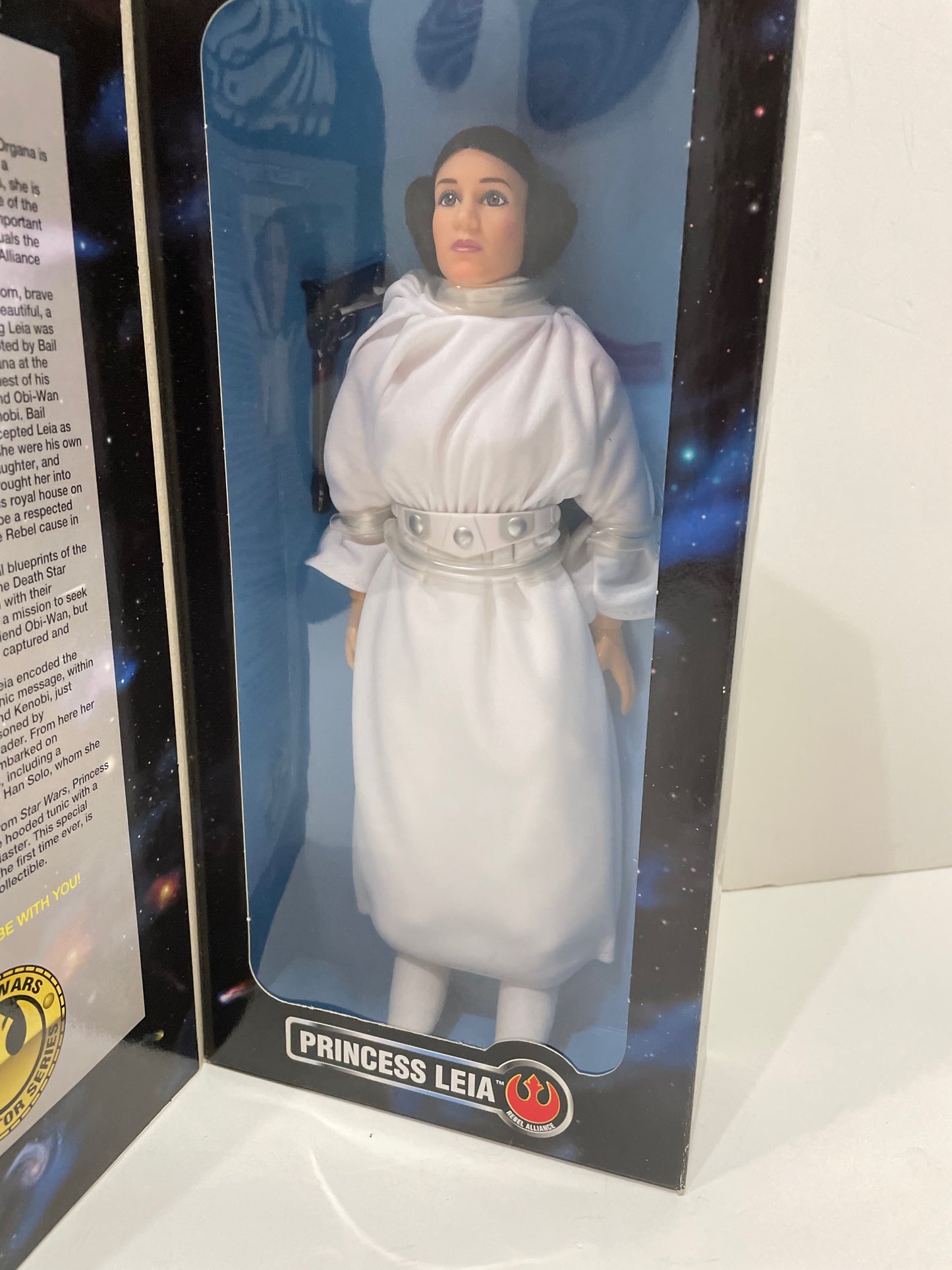 Collectors Series 12" Princess Leia Figure, Hasbro 1998