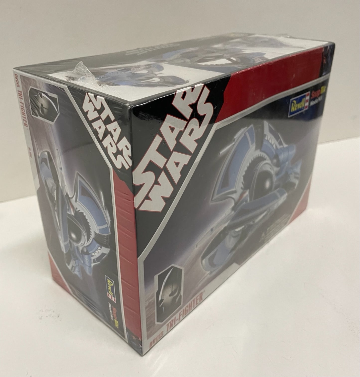 Revel SnapTite Droid Tri Fighter Model Kit Vehicle