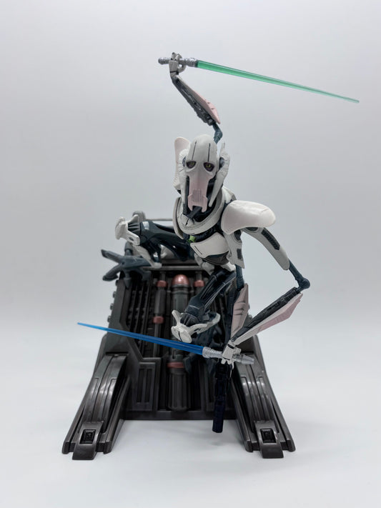 Unleashed General Grievous Deluxe Sculpture, Hasbro 2006