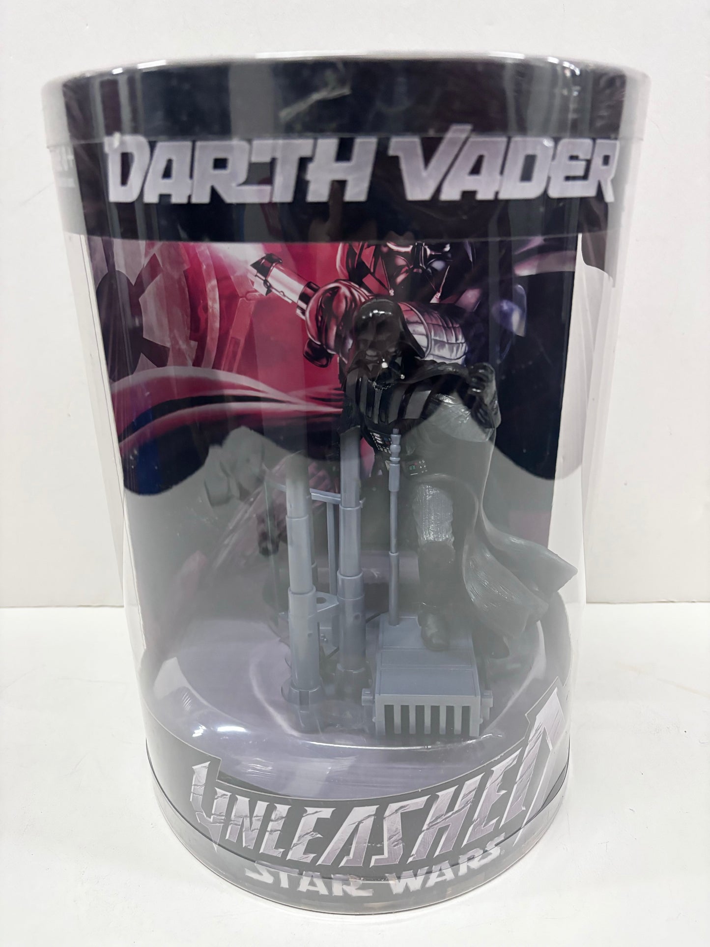 Unleashed Darth Vader Deluxe Sculpture, Hasbro 2006
